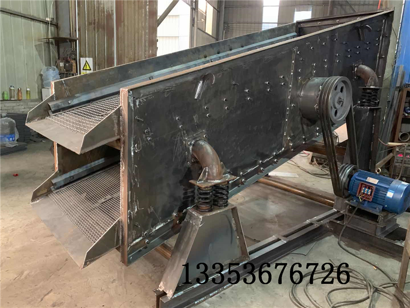 石料振動(dòng)篩分機(jī)喂料不勻稱會造成哪些原因？1
